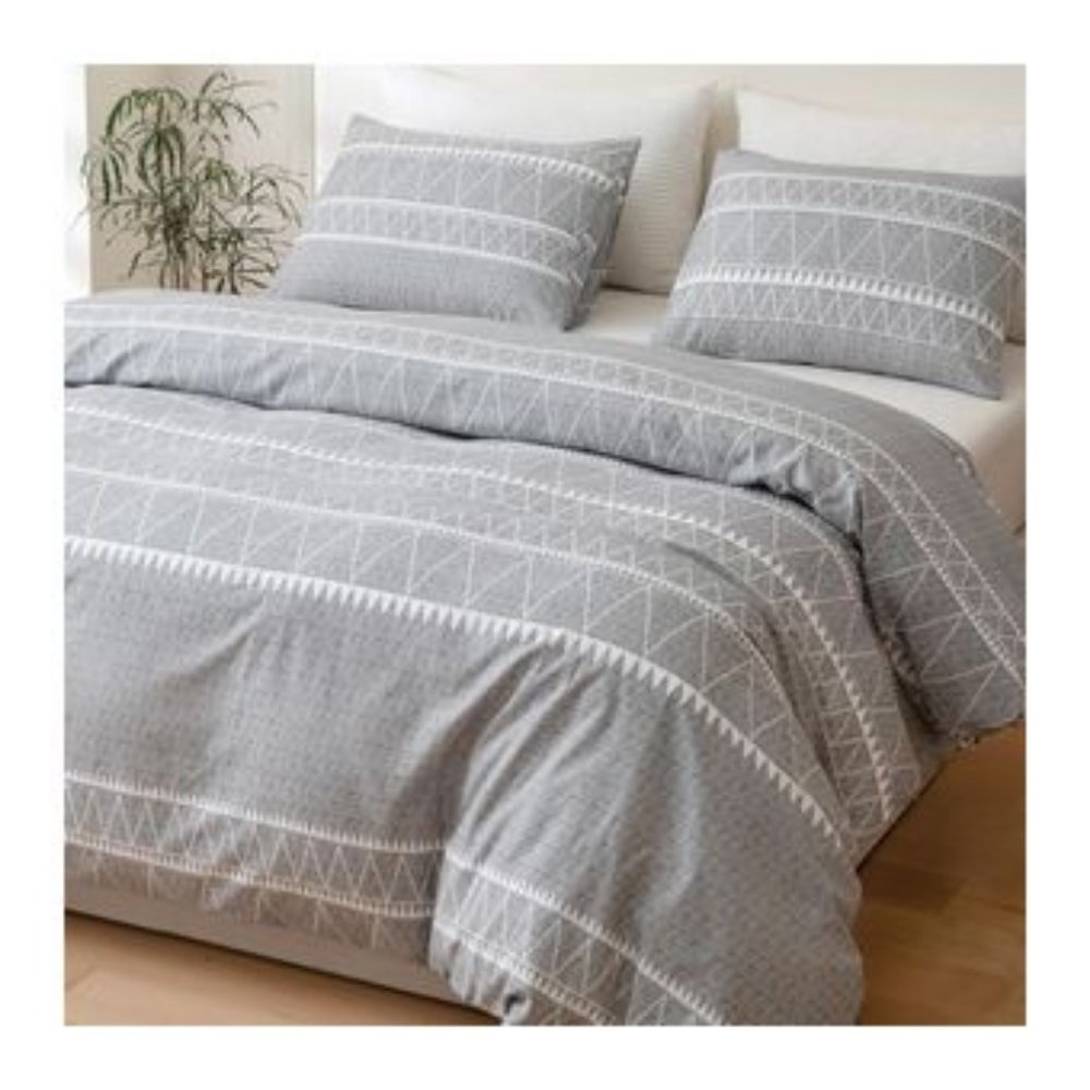 3 Piece Breathable Bedding Set with Zipper Closure, Corner Ties - Gray
